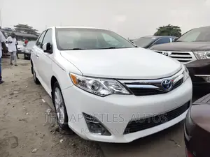 Toyota Camry 2013 White