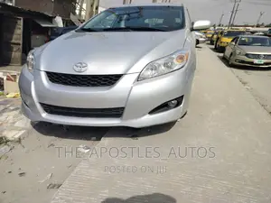 Toyota Matrix 2011 Silver