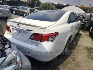 Lexus ES 350 2011 White