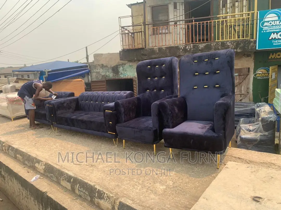 Luxurious 7 Seaters Sofa