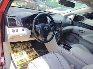 Toyota Venza AWD 2012 Red