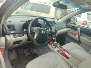 Toyota Highlander Limited 2010 Burgundy