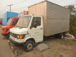 Mercedes 408 Mini Truck Container Body