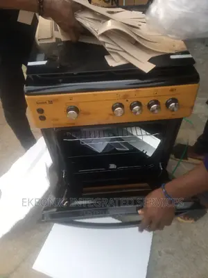 Gas Oven With 3 Gas Burners +1 Hot Plate