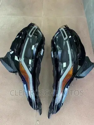High Quality Certified New Head Light Range Rover Velar 2020