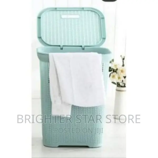 Laundry Basket With Cover