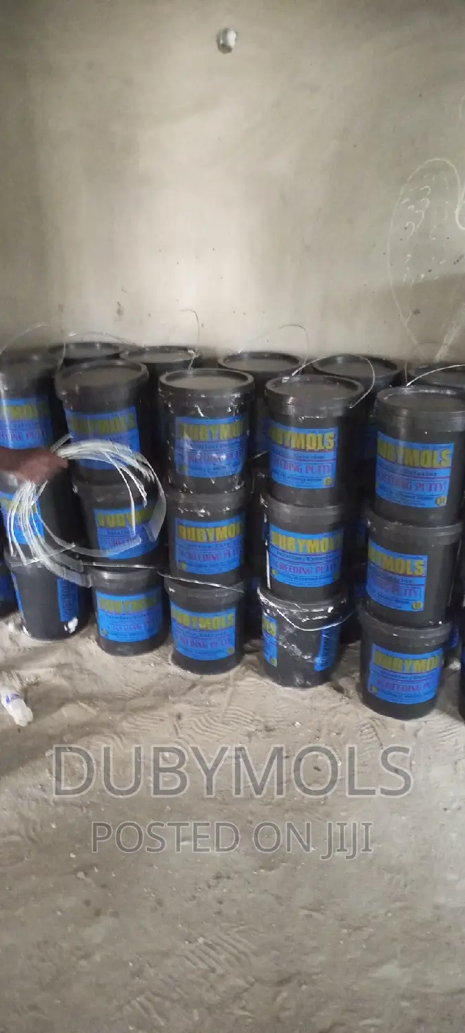 Screeding Putty