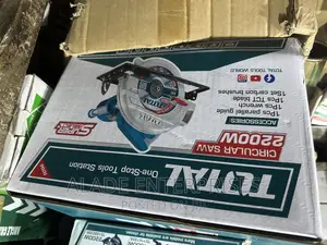 Total Circular Saw 2200w - 235mm Industrial