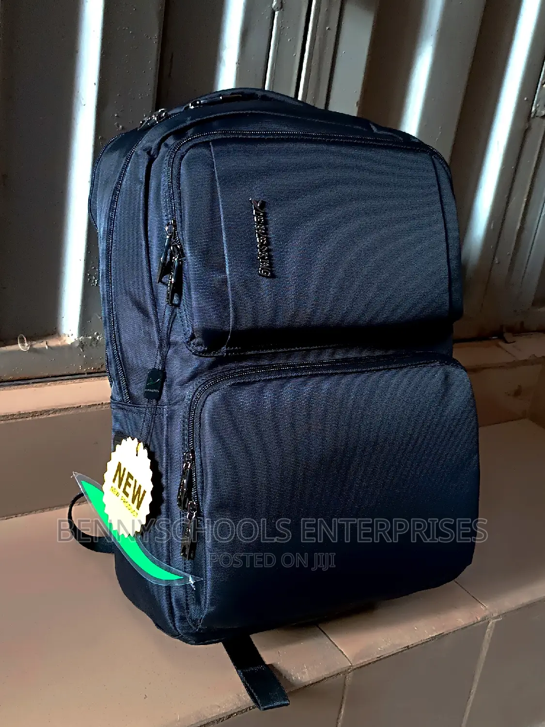 Black Leaves King Executive Backpack With Usb