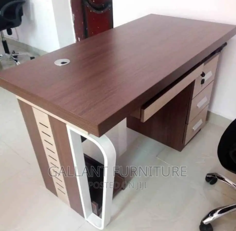 Quality Executive Office Table 1.4mtr