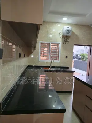 4bdrm Townhouse / Terrace in Katampe Extension for rent