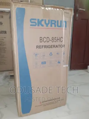 Silver Colour Skyrun Refrigerator Bcd85hc