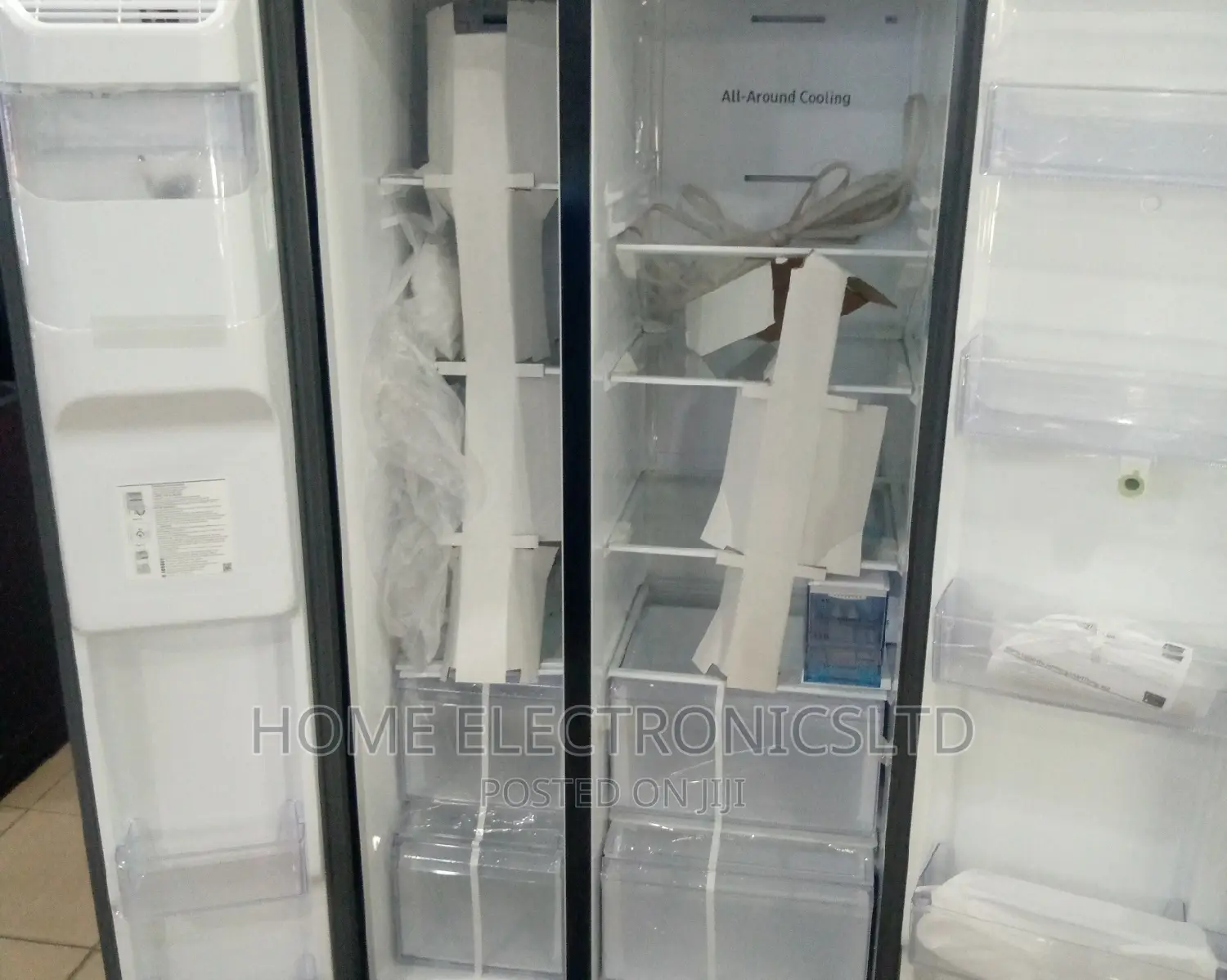 Samsung Side by Side Refrigerator With Ice Maker 641 Liters
