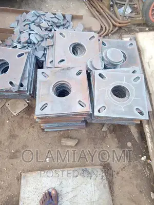 Solar Pole With Foundation Bolt