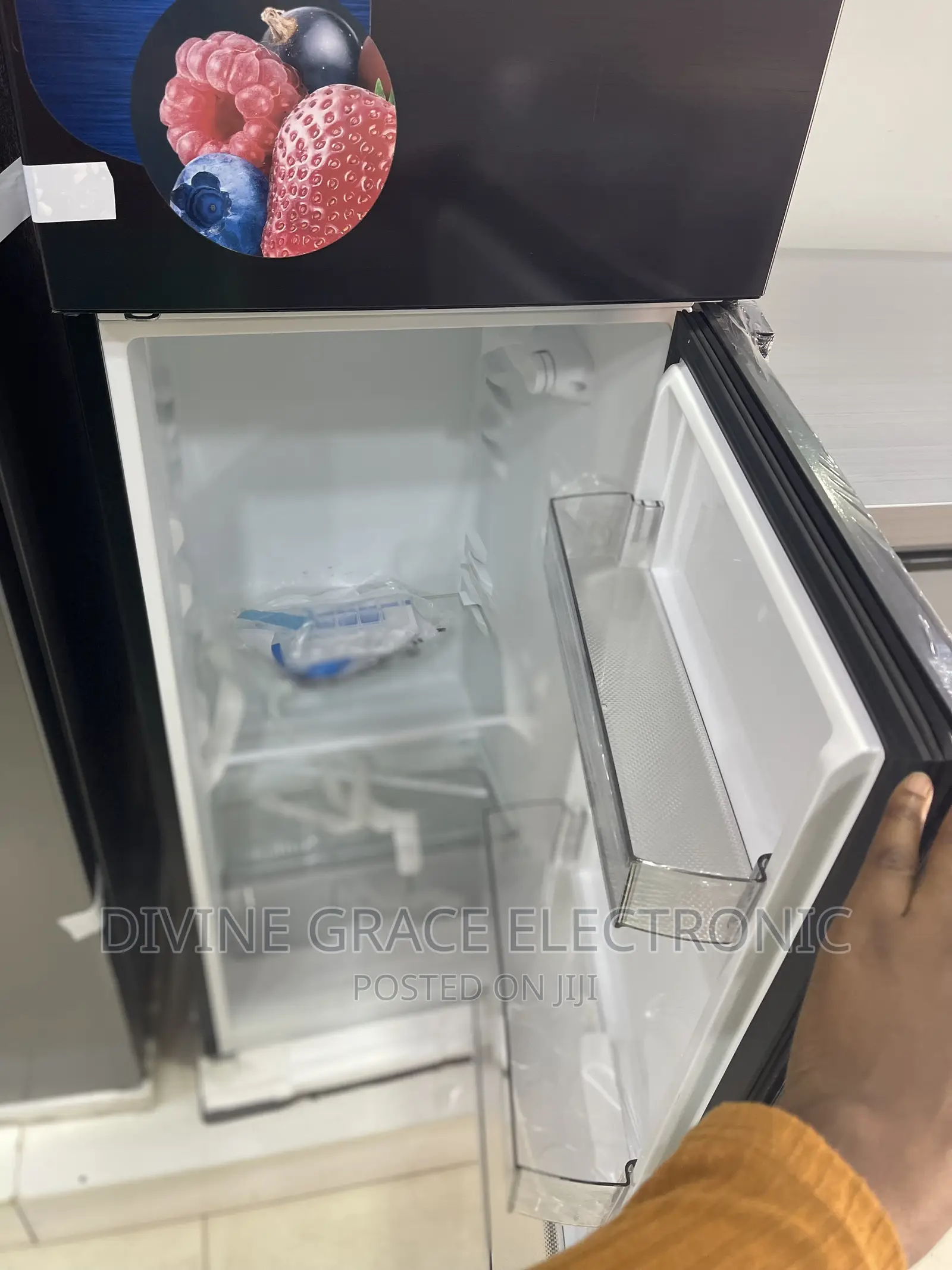 173 Liters Midea Refrigerator