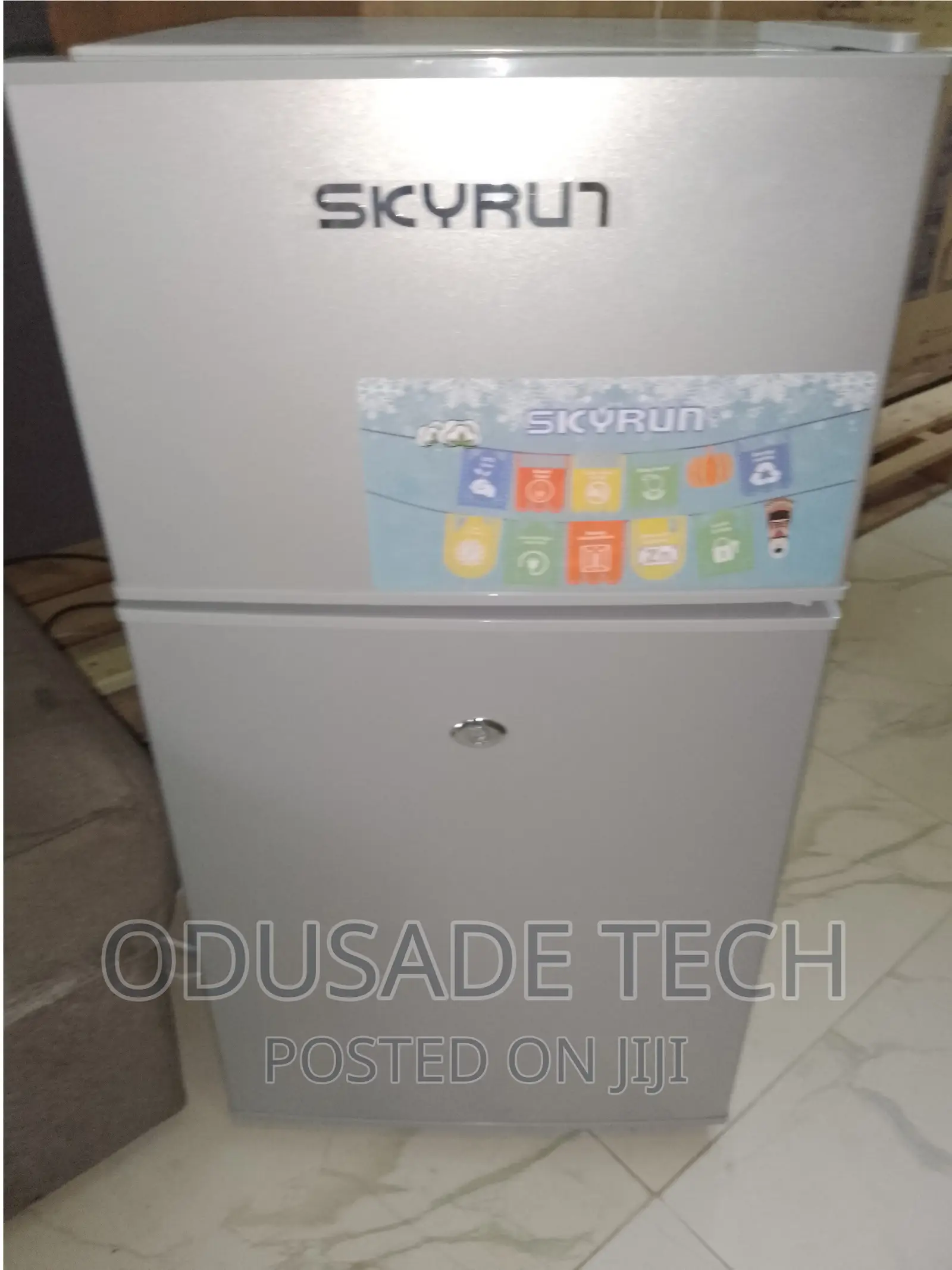 Low Noise Refrigerator Skyrun Bcd85hc (85L)