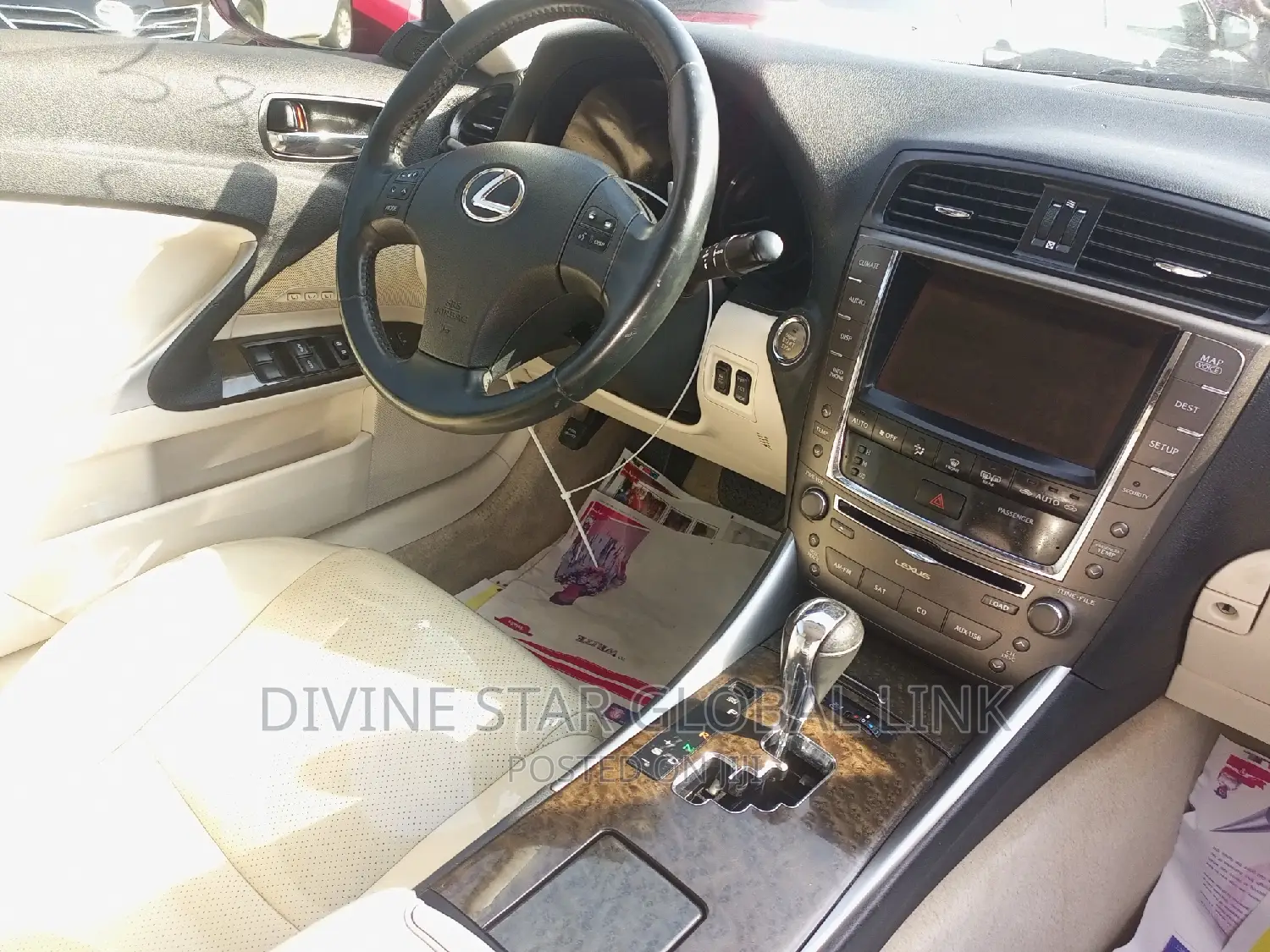Lexus IS 350 C 2010 Red