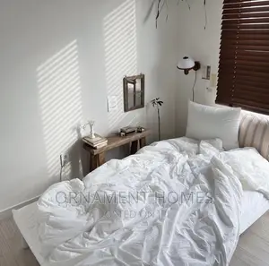 Extra Thick Duvet Bedsheet and Pillowcases