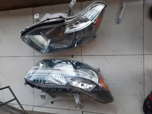 Headlamp Toyota Highlander 2008 Model