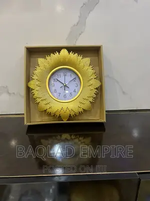 Single Wall Clock (Gold)