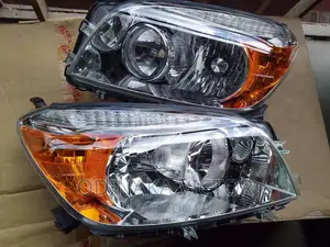 Headlamp Toyota Rav4 2008 Model