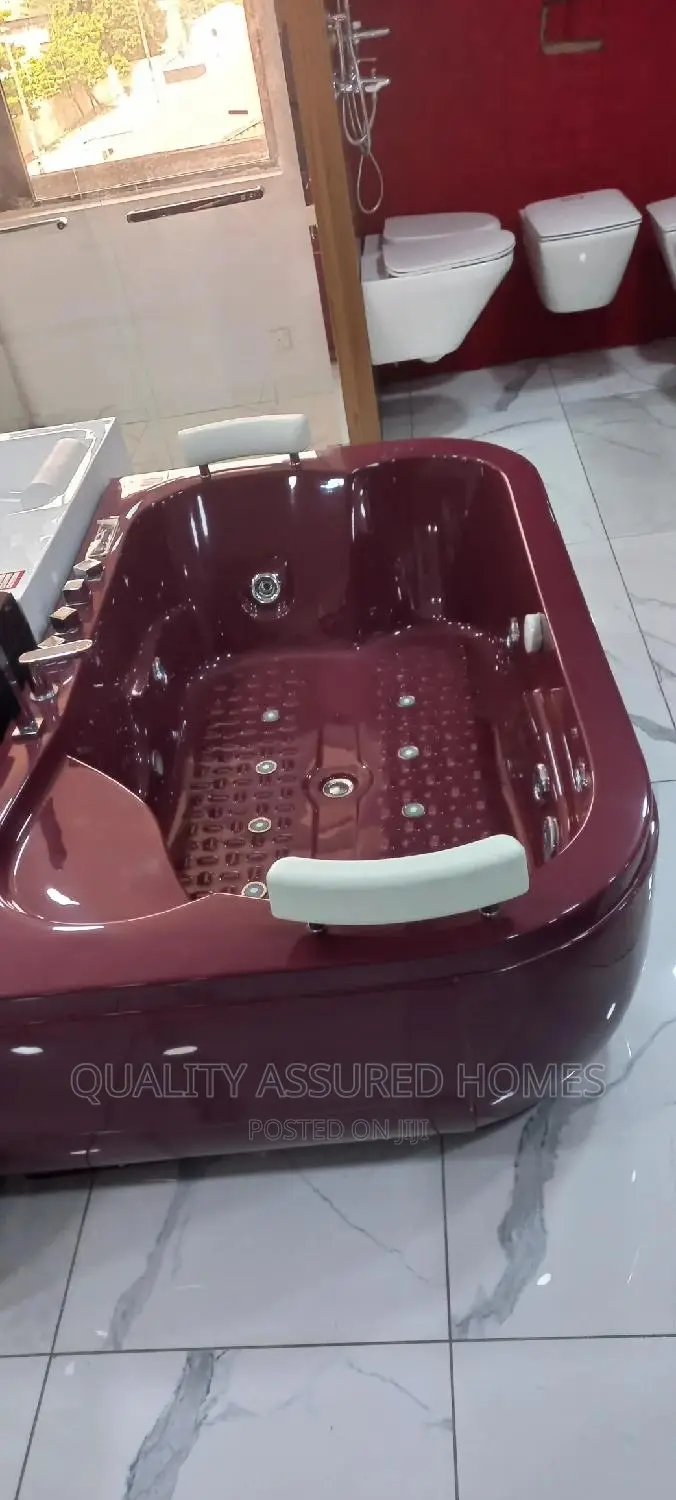 Double Jacuzzi Sweethome