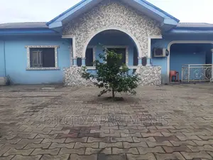 4bdrm Bungalow in Port-Harcourt for rent