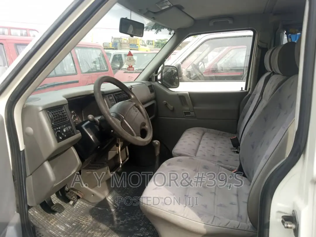 Volkswagen Transporter 2003 Silver