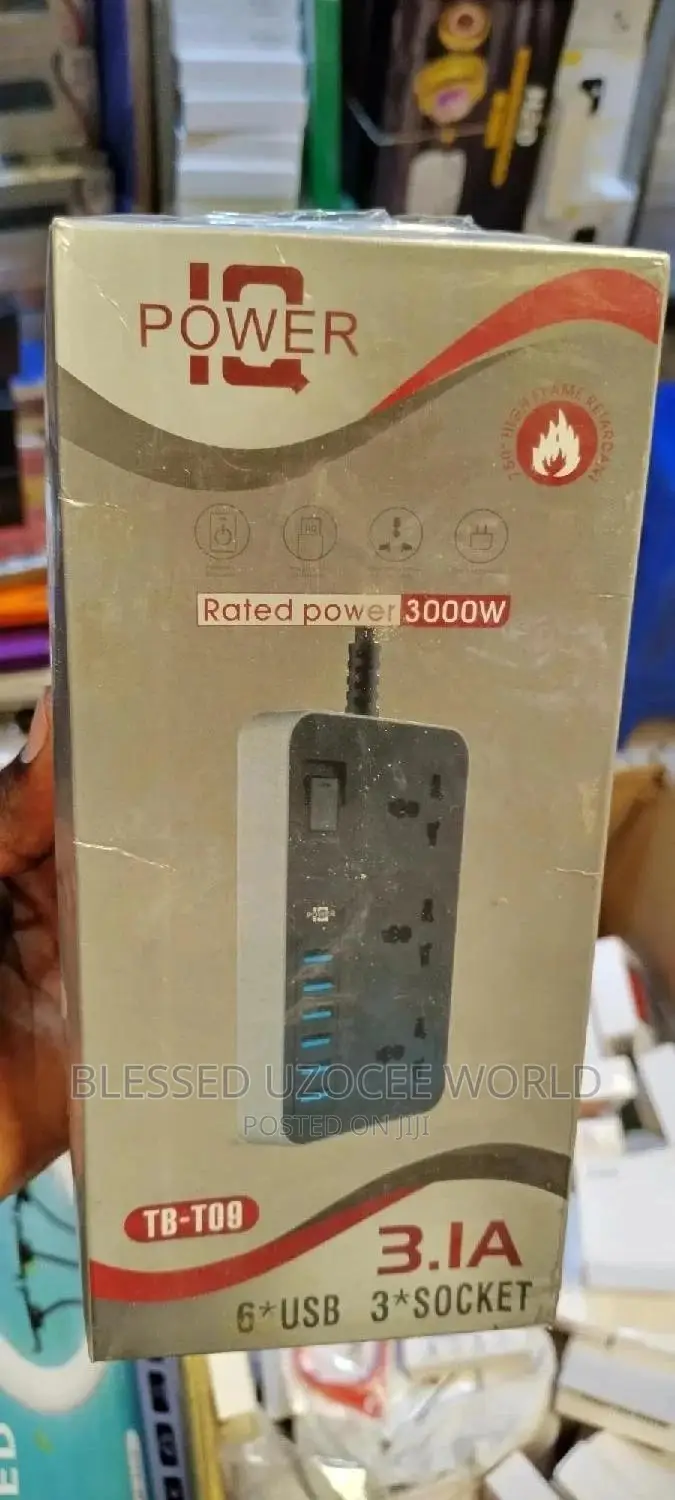 TB-T09 IQ Power 3socket Port+3.1A 6port USB Extension Socket