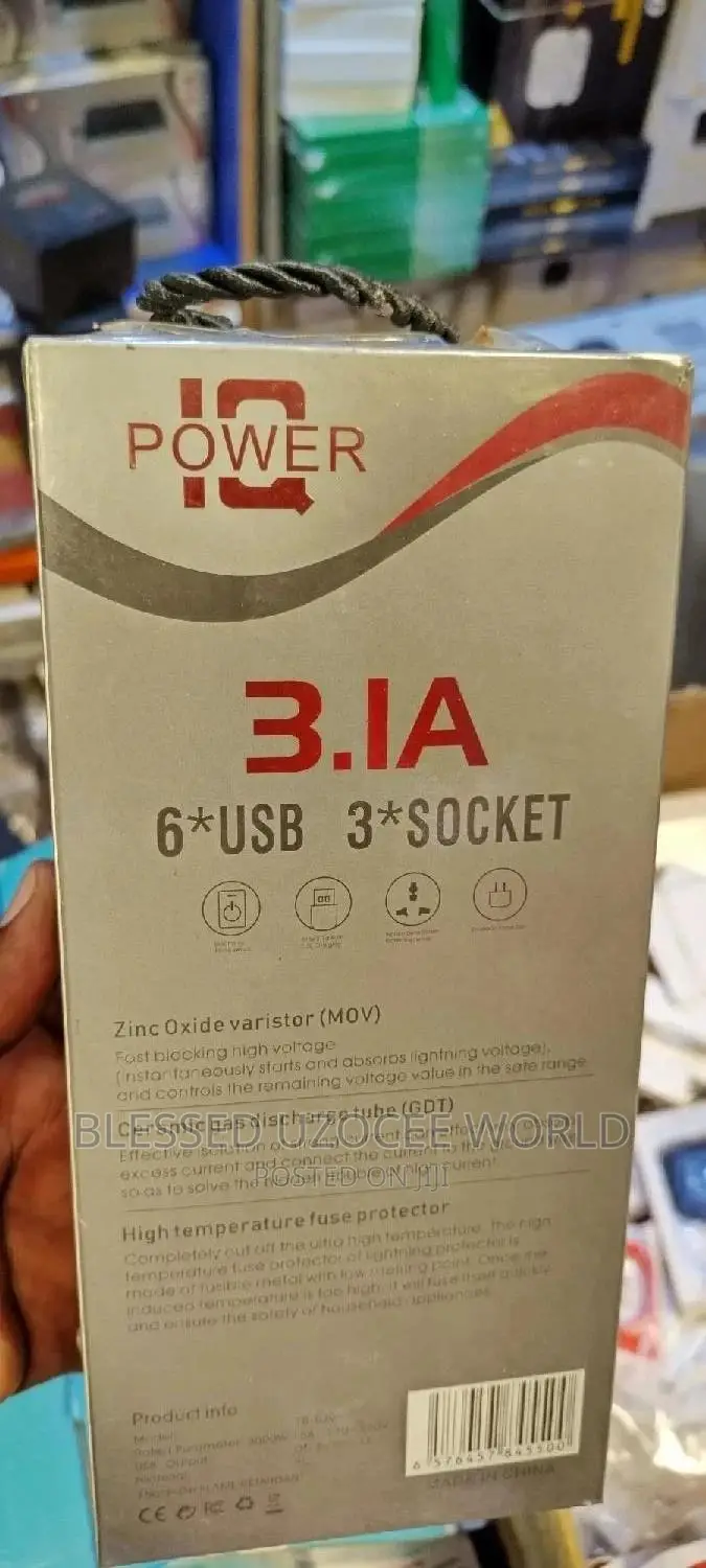 TB-T09 IQ Power 3socket Port+3.1A 6port USB Extension Socket