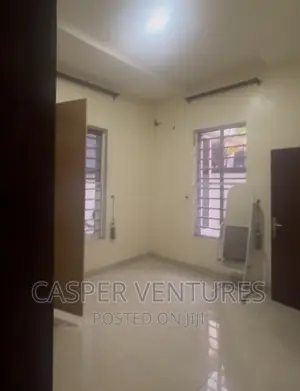 1bdrm Shared Apartment in Canal West, Osapa london for rent