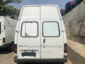Ford Transit 2011 White