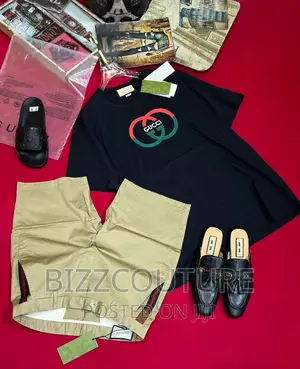 Original GUCCI T-Shirts Available in Store