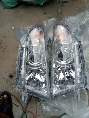 Headlamp Toyota Highlander 2012 Model