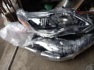 Headlamp Toyota Avalon 2015 Model