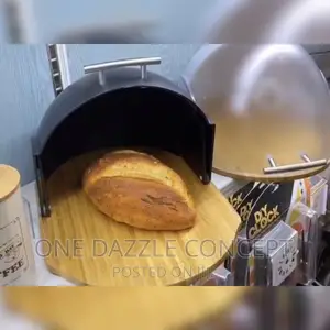 Bread /Cake Storage