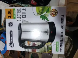 Crown Star Cordless Jug 2.5ltrs