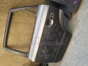 Hyundai Tucson 06 Rear Doors