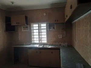 5bdrm Duplex in Old G.R.A, Enugu for rent