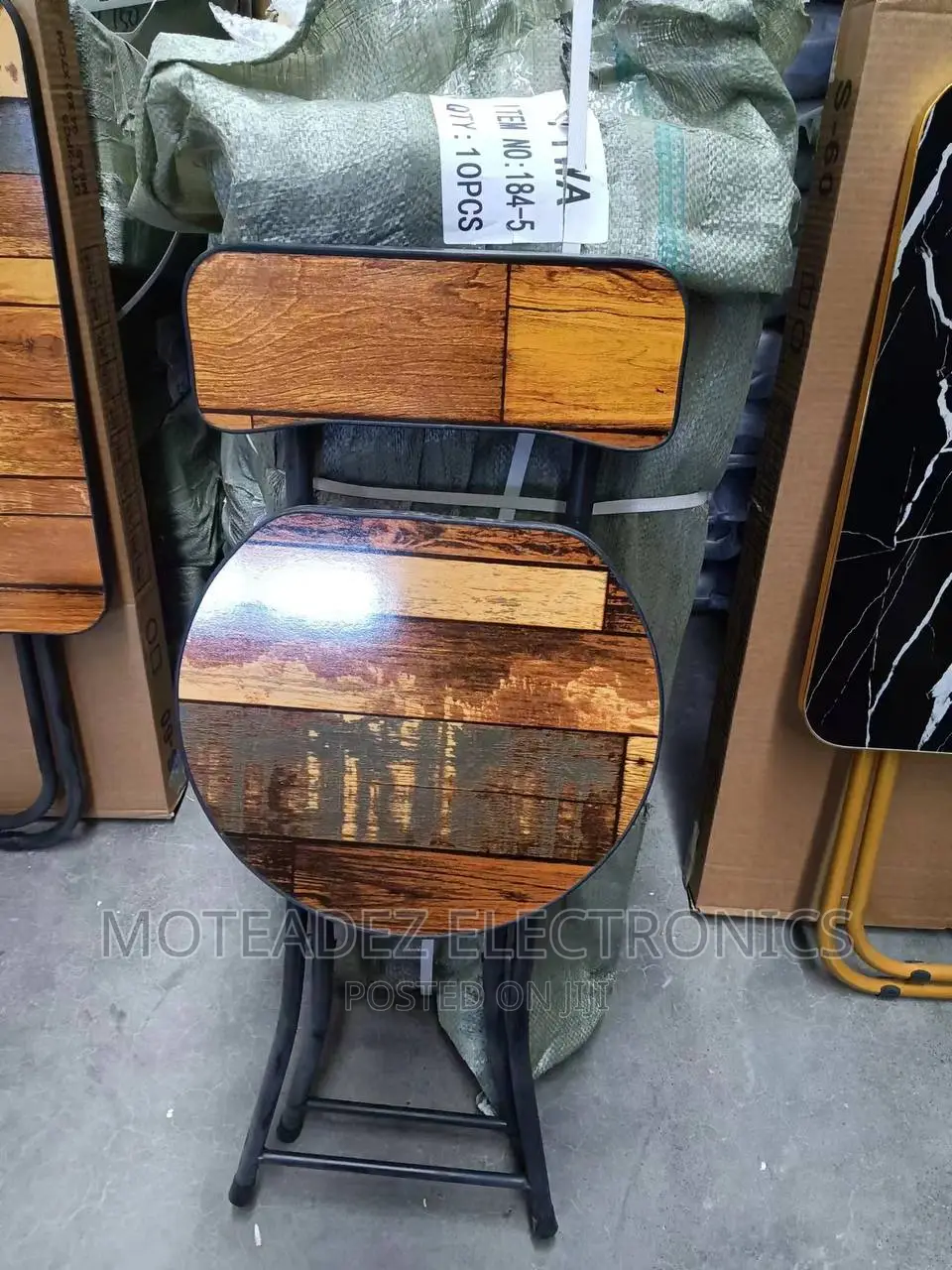Foldable Vintage Designed Strong Quality Table With 2 Chairs