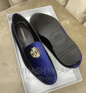 Luxury Italian Givenchy Velvet Shoe