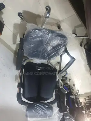 Kidney Chair
