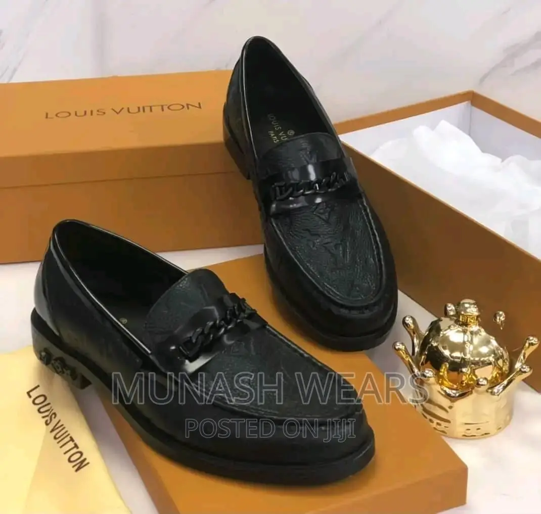Fendi Luxury Shoe