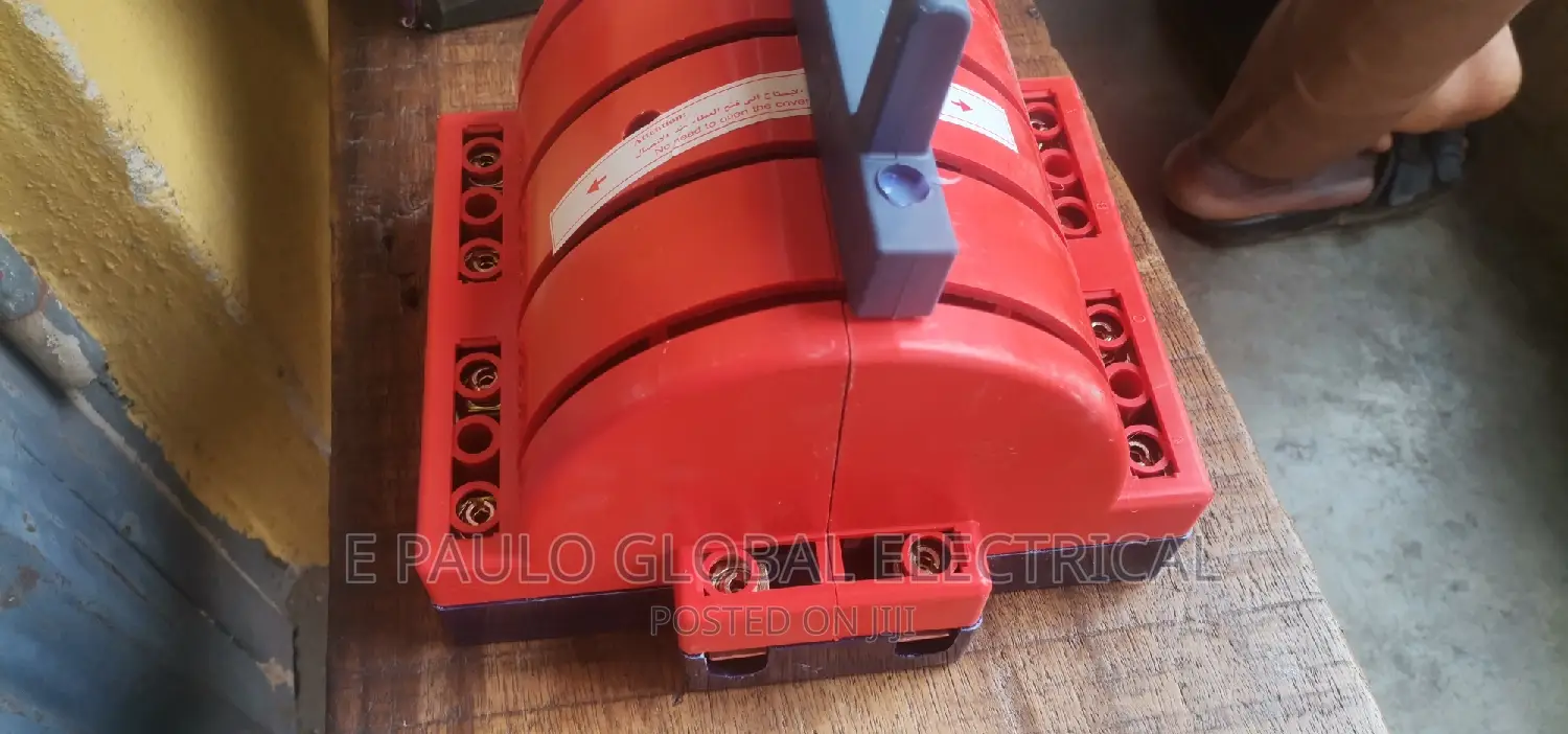 225AMPS 4 Pole Knife Swtich