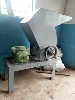 Plastic/Paper/Polythene Shredder/Crusher