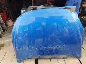 Yaris IA Bonnet