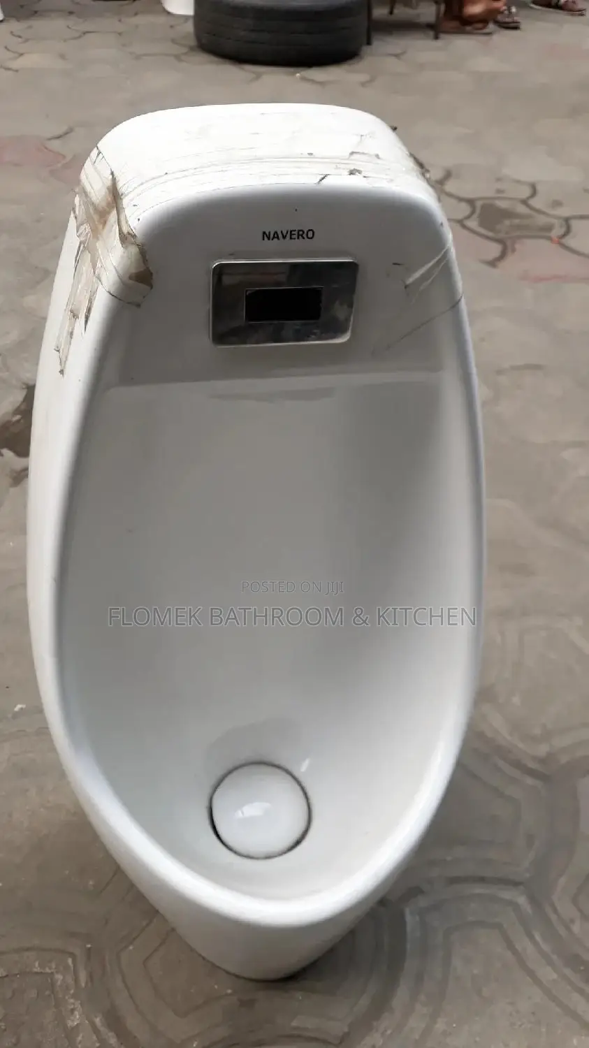 Executive Standard Sensor Urinal