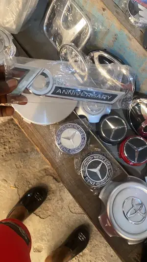Log Emblem for Any Vehicle Toyota Hilux Prado Land Cruiser