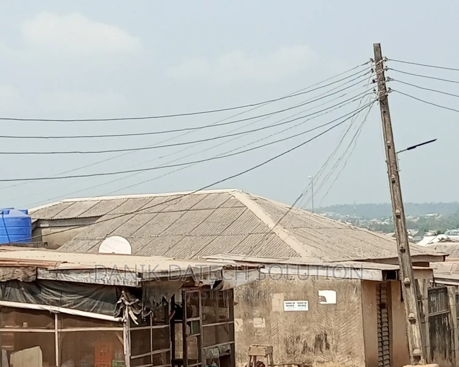3bdrm Block of Flats in Soyoyeye, Abeokuta South for sale