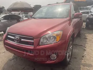 Toyota RAV4 Limited 2011 Red